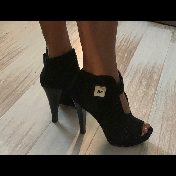 MichaelKors 4 inch heel open toe suede booties - Picture 5 of 6
